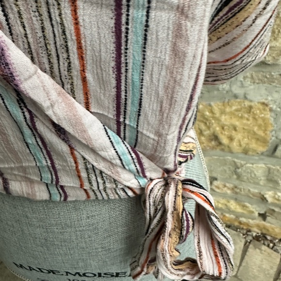 Hiatus Crop Wrap Top - Picture 6 of 6